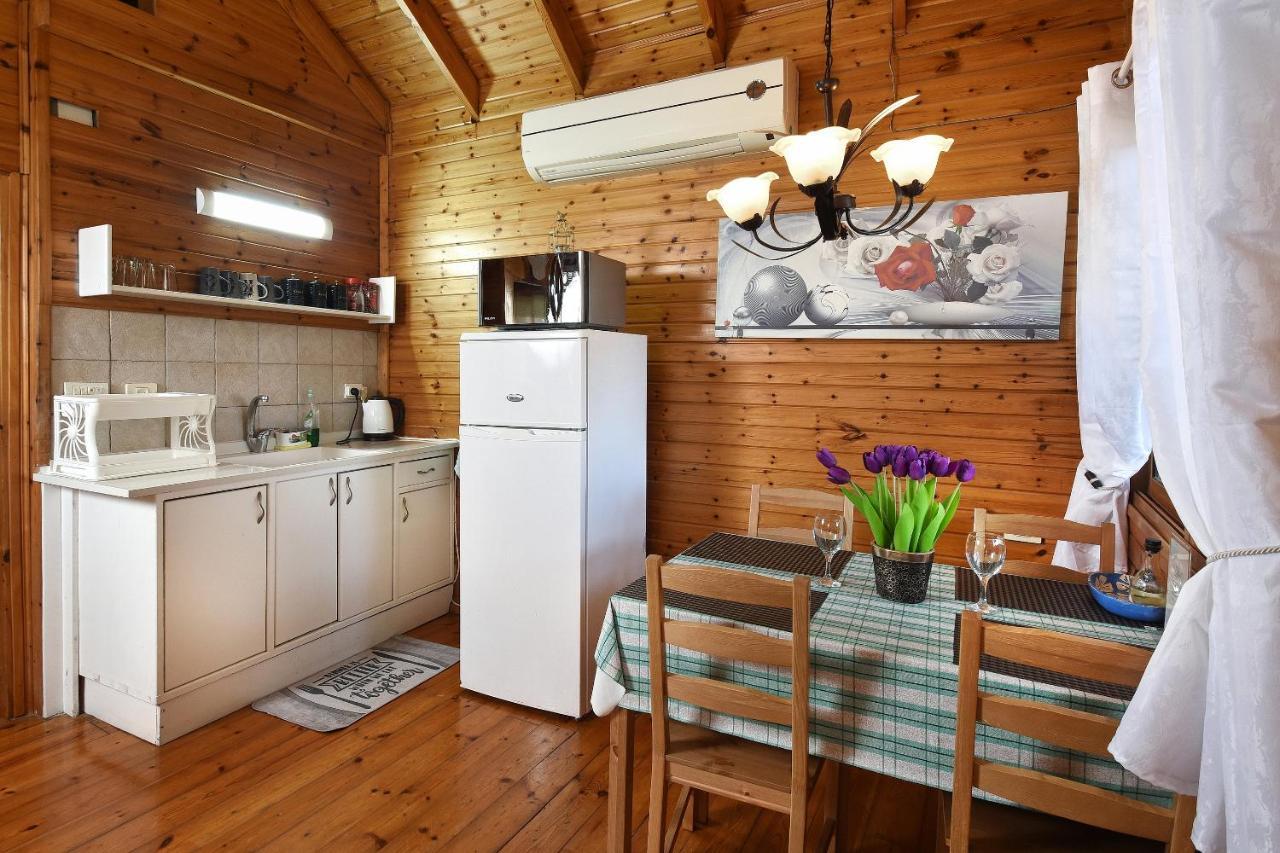 Tal Nof Cabins Villa Manot Exterior photo