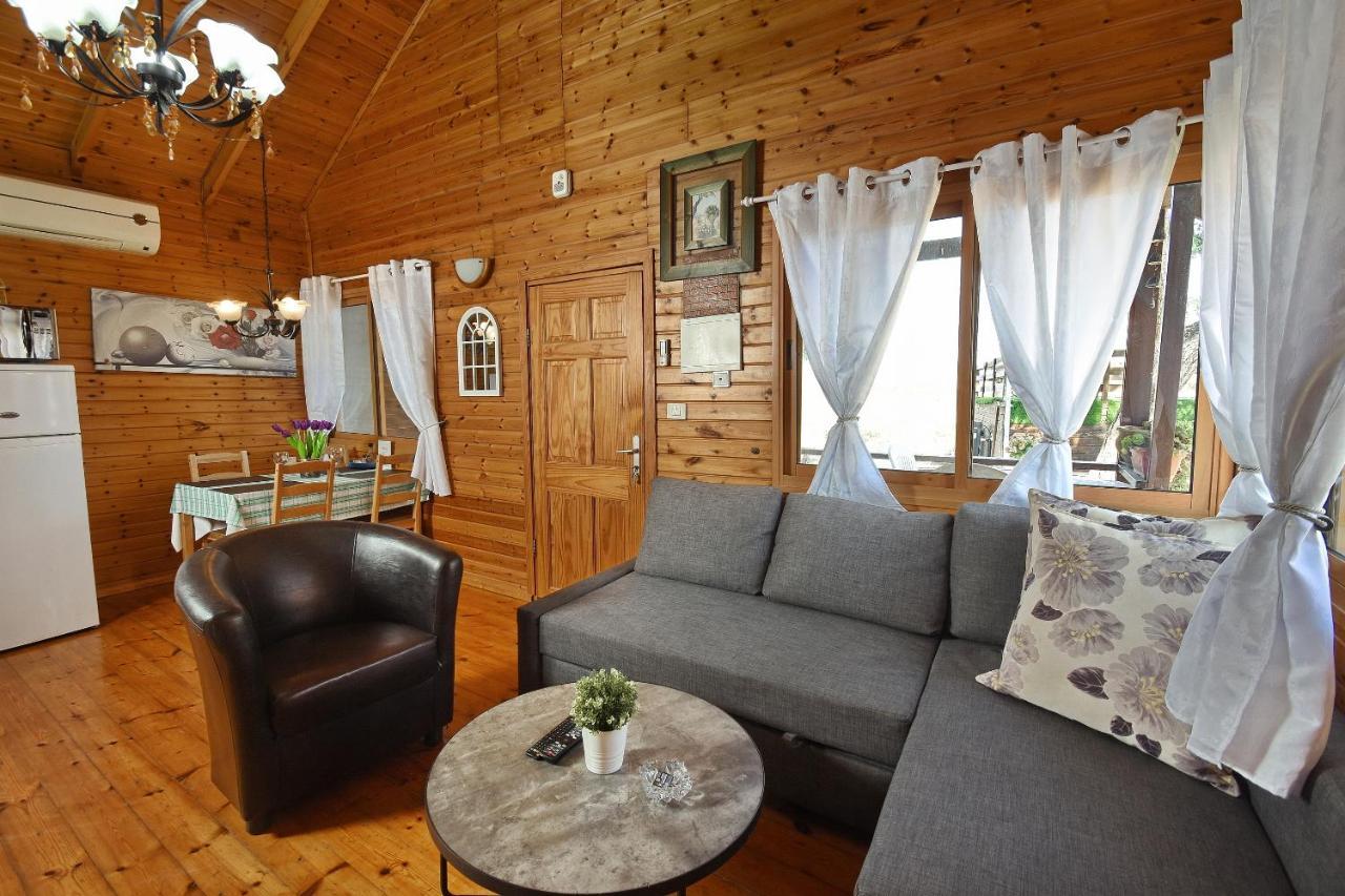 Tal Nof Cabins Villa Manot Exterior photo