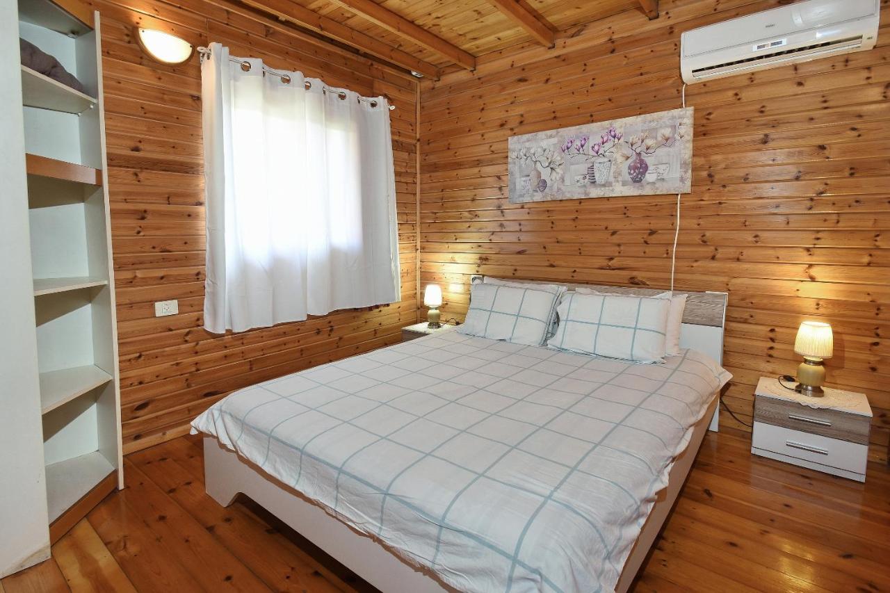 Tal Nof Cabins Villa Manot Exterior photo