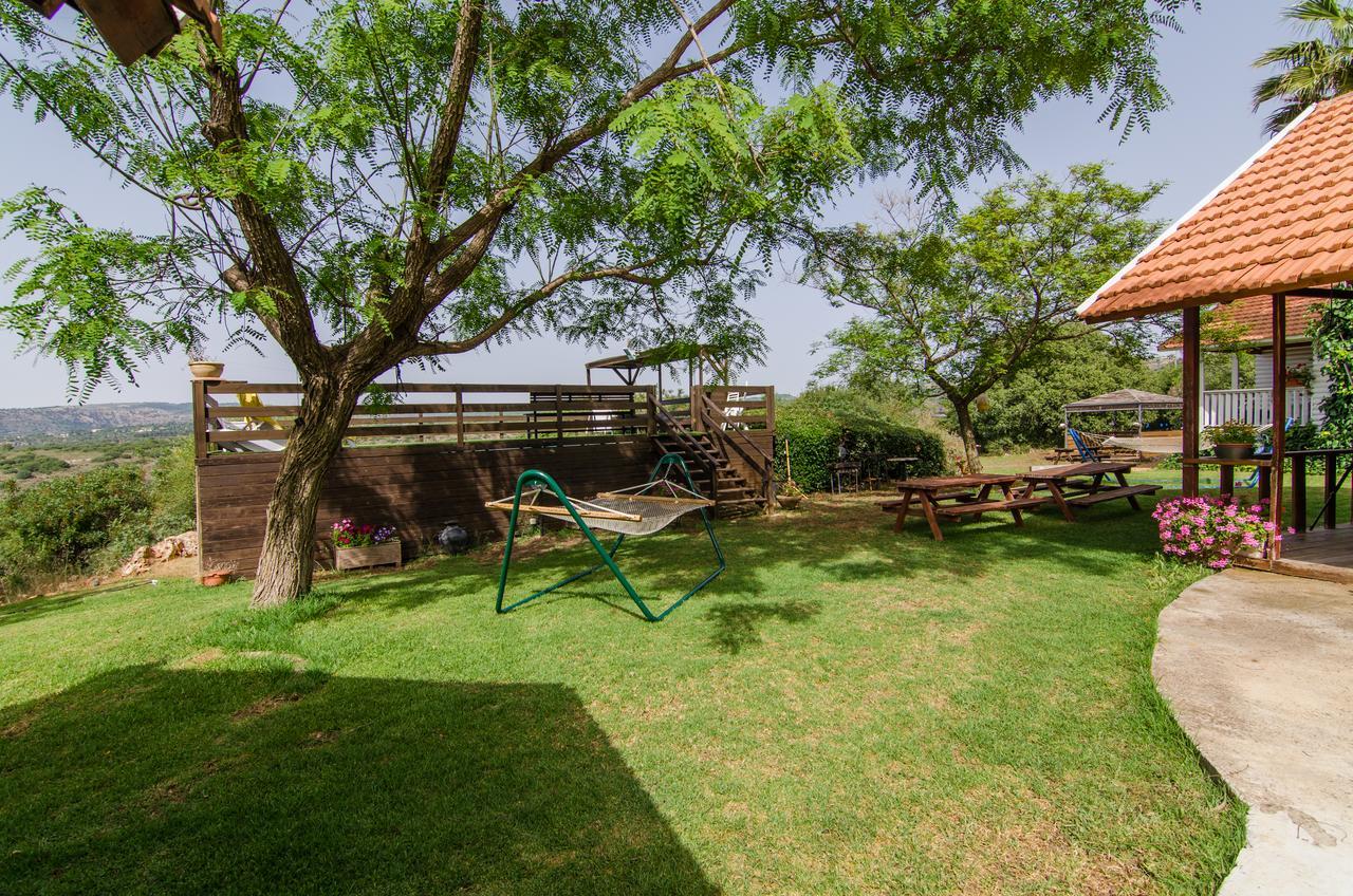 Tal Nof Cabins Villa Manot Exterior photo